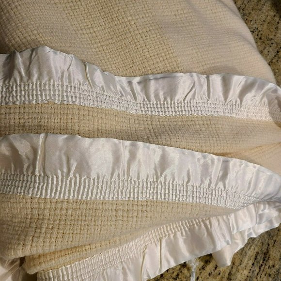 Onkaparinga Bedding Vtg Onkaparinga Merino Wool Blanket Satin Trim 85x75 Doubl Cream Waffle